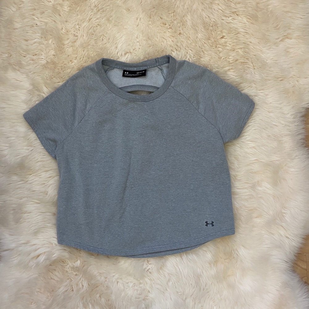 Under Armour Grey Cropped Sweatshirt Workout Shirt